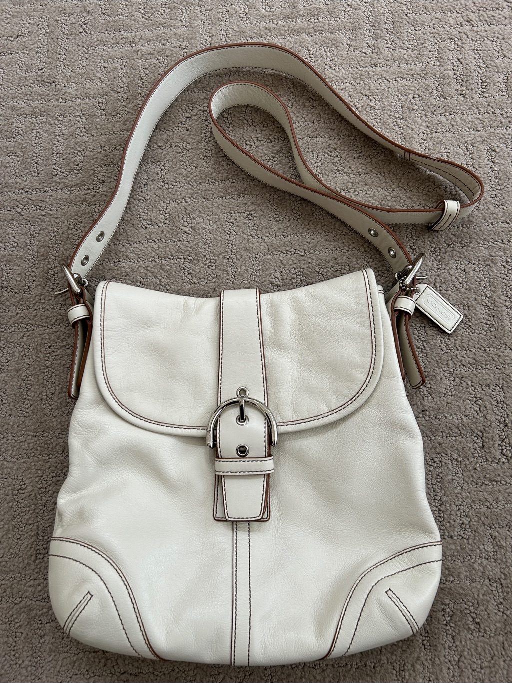 Coach Vintage Soho Cream Leather Buckle Shoulder Bag-Excellent Condition!